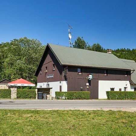 Penzion Pod Lesem Hotel Hodkovice Екстериор снимка