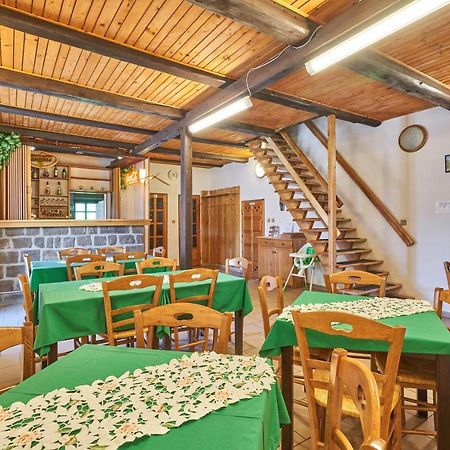 Penzion Pod Lesem Hotel Hodkovice Екстериор снимка