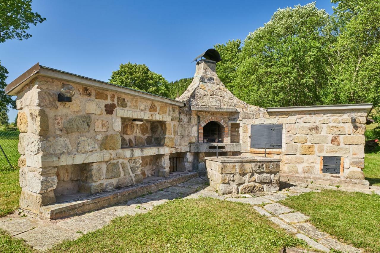Penzion Pod Lesem Hotel Hodkovice Екстериор снимка